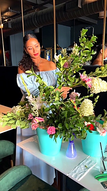 Flower bar setup